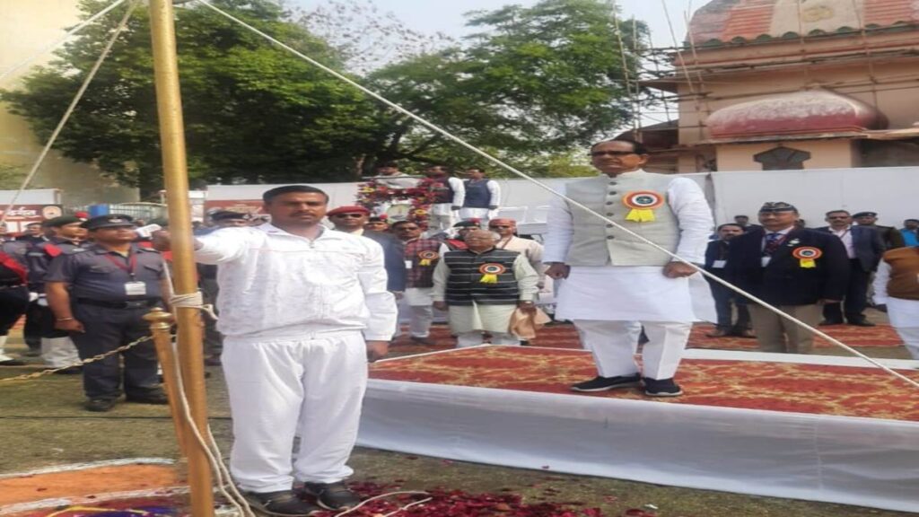 रामचरित मानस, रामायण और आद्य ग्रंथो की आलोचना करने वालों को सीएम शिवराज ने दिया जवाब