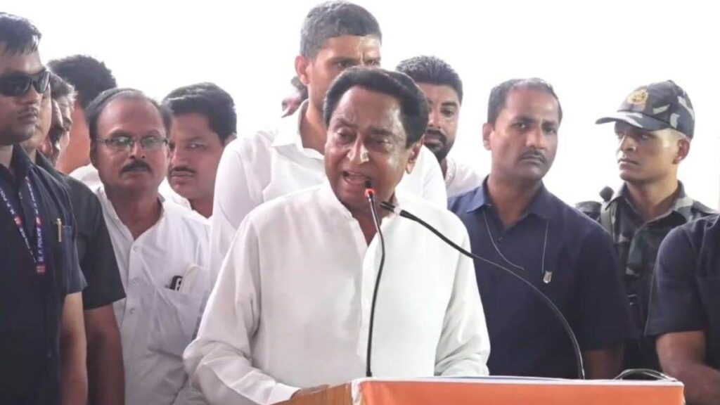 मध्यप्रदेश के पूर्व मुखिया कमलनाथ के गढ़ में फूटे