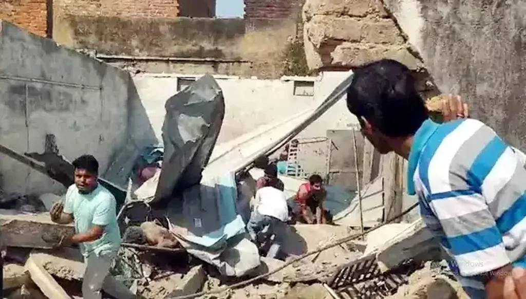 दमोह पटाखा फैक्ट्री में ब्लास्ट होने से मालिक समेत 3 लोगों की मौत