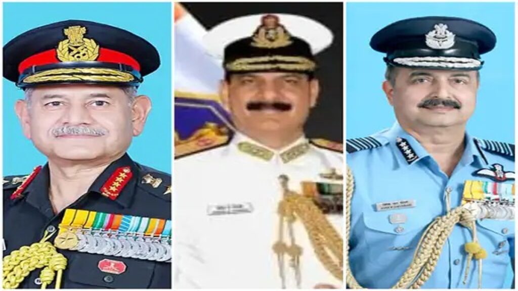 लखनऊ में CDS के साथ तीनों सेना प्रमुखों की बैठक